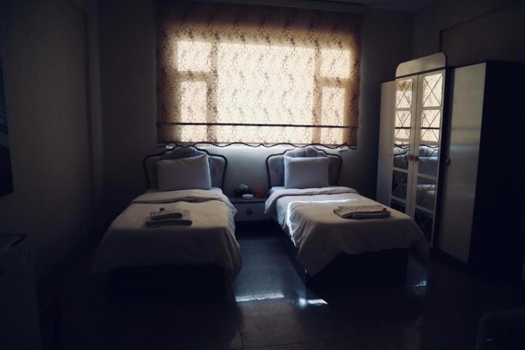 Italian House Hotel Baghdad Exterior photo